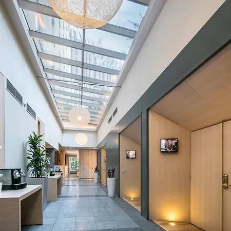 Отель Novotel Wenceslas Square