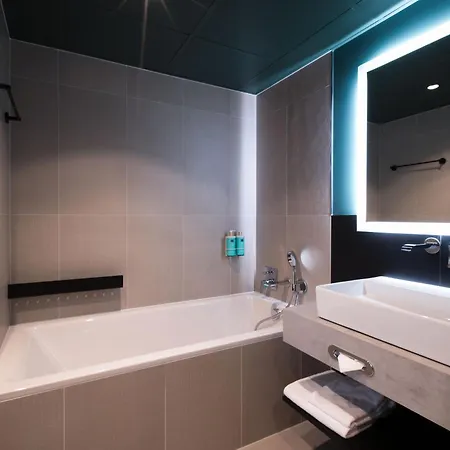 Novotel Wenceslas Square 4*
