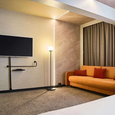 Novotel Wenceslas Square Otel 4*