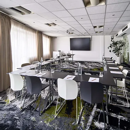 Hotel Novotel Wenceslas Square 4*