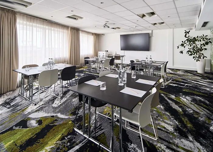 Hotel Novotel Wenceslas Square 4*