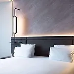 Hotel Novotel Wenceslas Square 4*