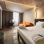 Novotel Wenceslas Square Hotel 4*