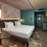 Novotel Wenceslas Square 4*